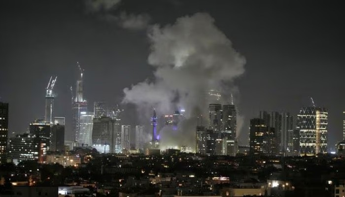 Israel-Iran Conflict Escalates: Missiles Exchanged Amidst Mossad-Led Strikes