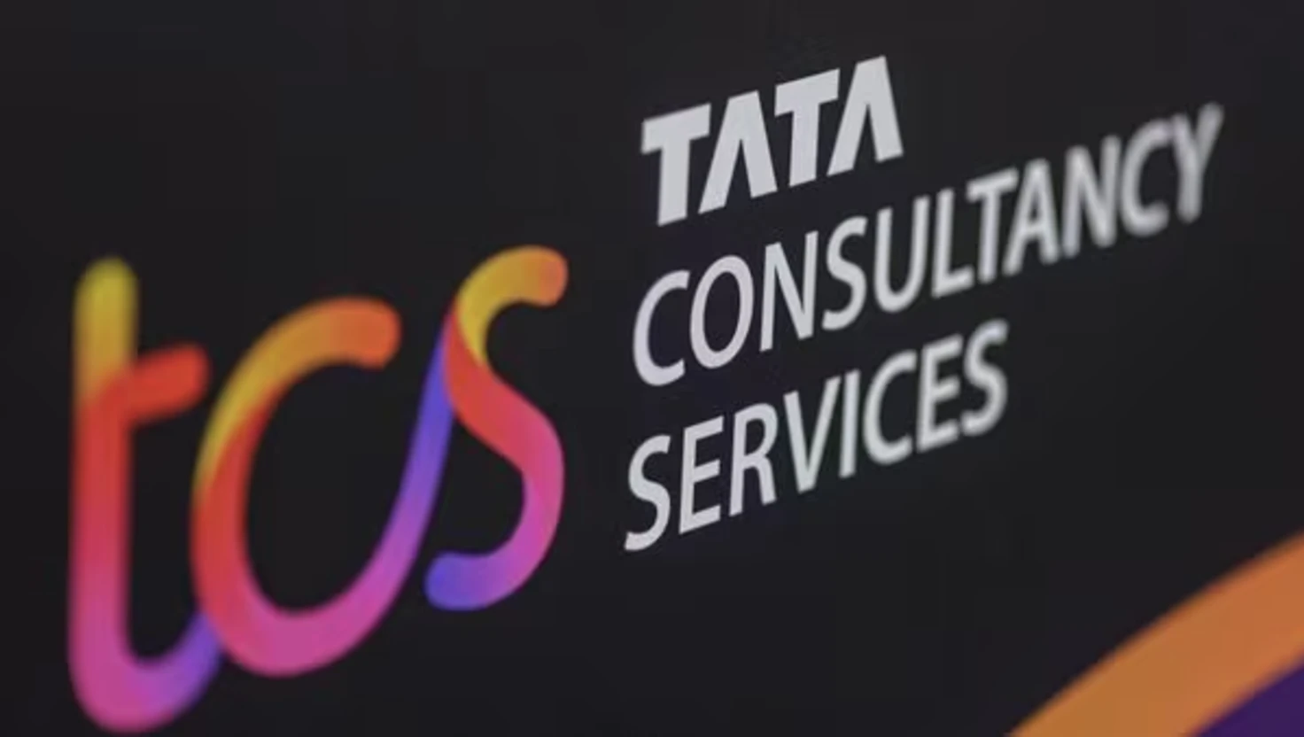 India's Software Industry Faces Job Cuts Amid AI Transition