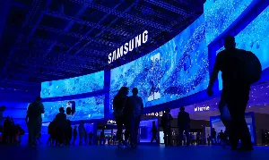 Samsung Set to Unveil Its First Tri-Fold Smartphone Soon