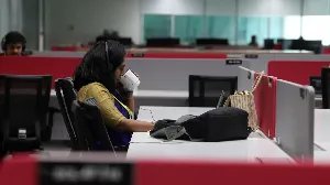 India's Services Sector Growth Slows Amid Rain and Competition