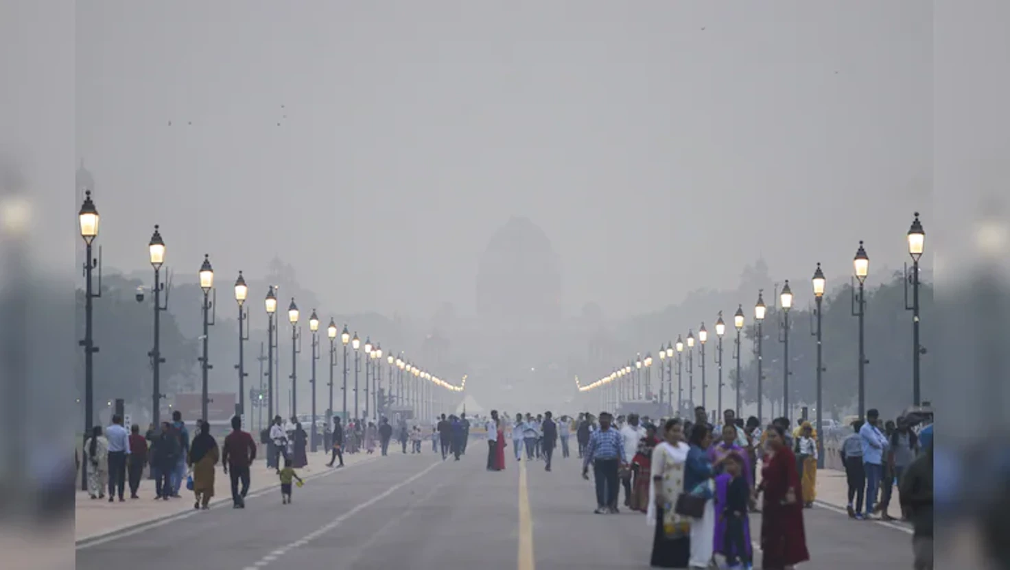 Protests Erupt in New Delhi Over Escalating Air Pollution Crisis