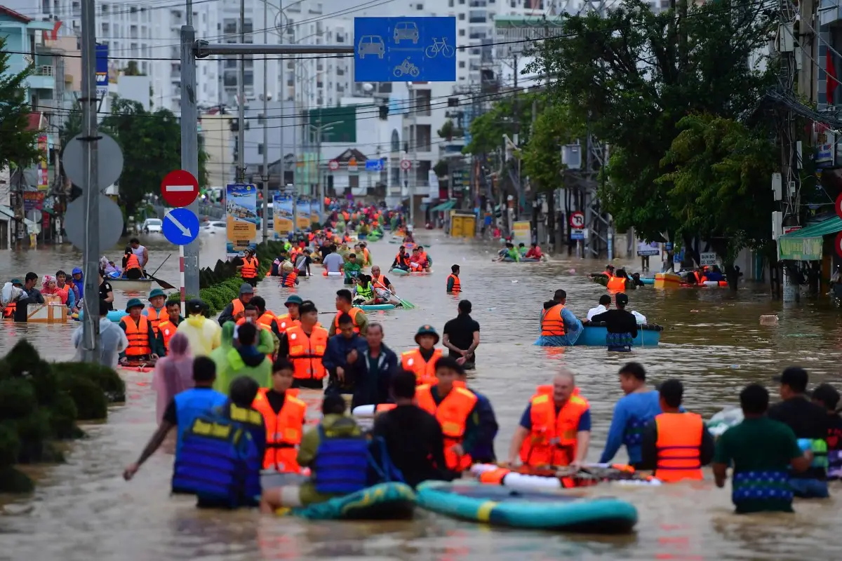 Vietnam Flooding Claims 90 Lives Amid Ongoing Rain and Landslides