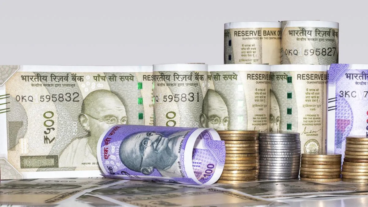 India's Fiscal Deficit Reaches 52.6% of Annual Target by October