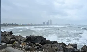 Cyclone Ditwah Approaches India, Heavy Rainfall Expected in Tamil Nadu
