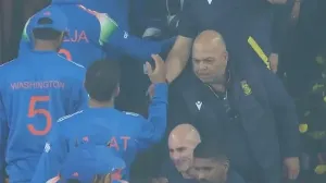 Virat Kohli Snubs South Africa Coach Shukri Conrad After ODI Victory