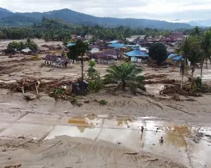 Indonesia Floods: Death Toll Surpasses 700 as 1 Million Evacuated