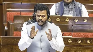 India Faces Travel Disruption Amid Pilot Shortage and New Regulations