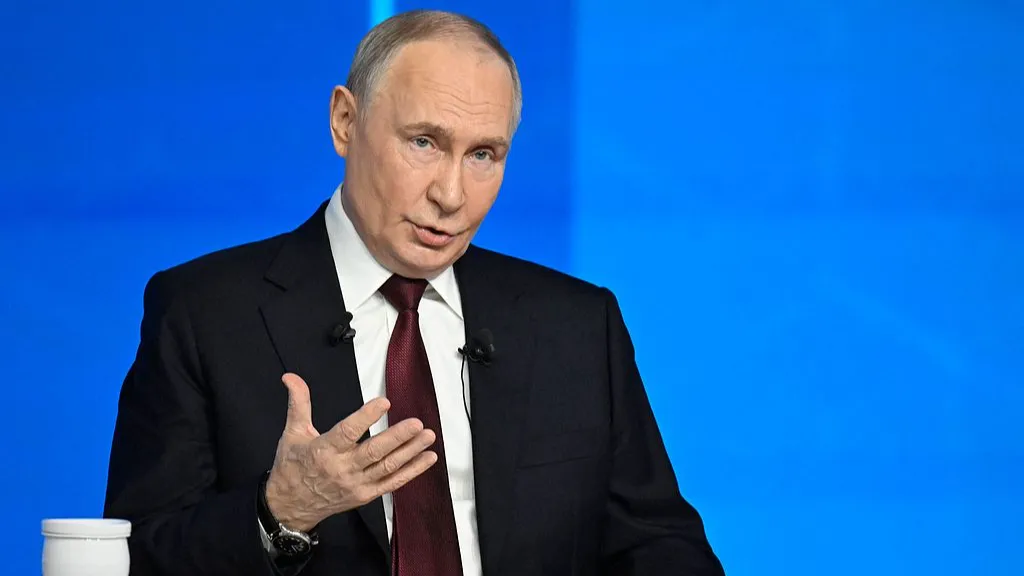 Putin Offers Dialogue on Ukraine Conflict Amid Ongoing Tensions
