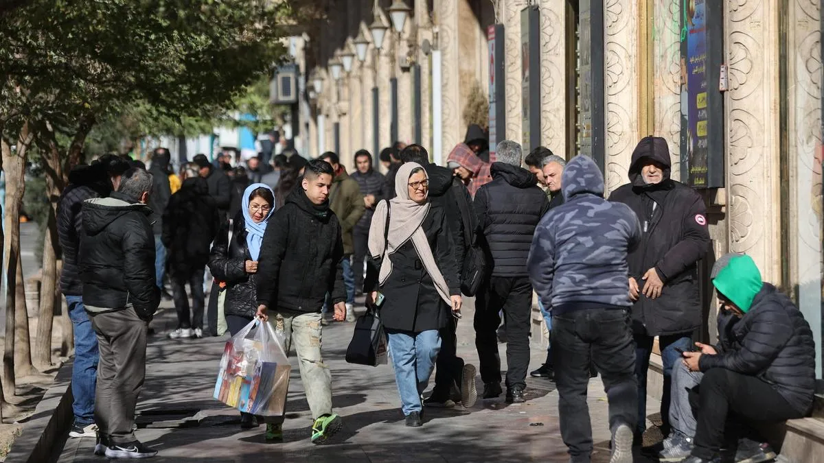 Iran Faces Major Protests Amid Currency Crisis and Rising Prices