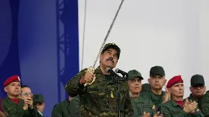 China Urges Immediate Release of Venezuelan President Maduro Following US Capture