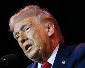 Trump Claims US Will Control Venezuela's Oil Operations for Years