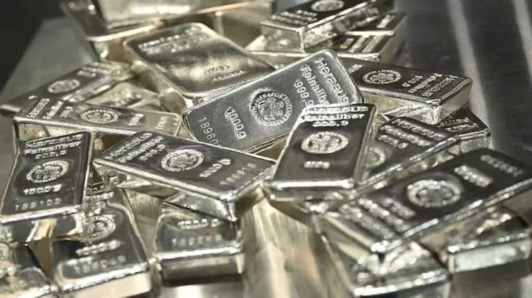Gold and Silver Prices Surge to Record Highs Amid Market Frenzy