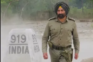 Sunny Deol's 'Border 2' Brings Back Akshaye Khanna and Suniel Shetty