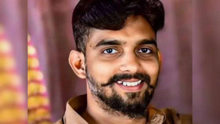 Two Officers Injured in Bomb Attack on Police Escort in Tamil Nadu