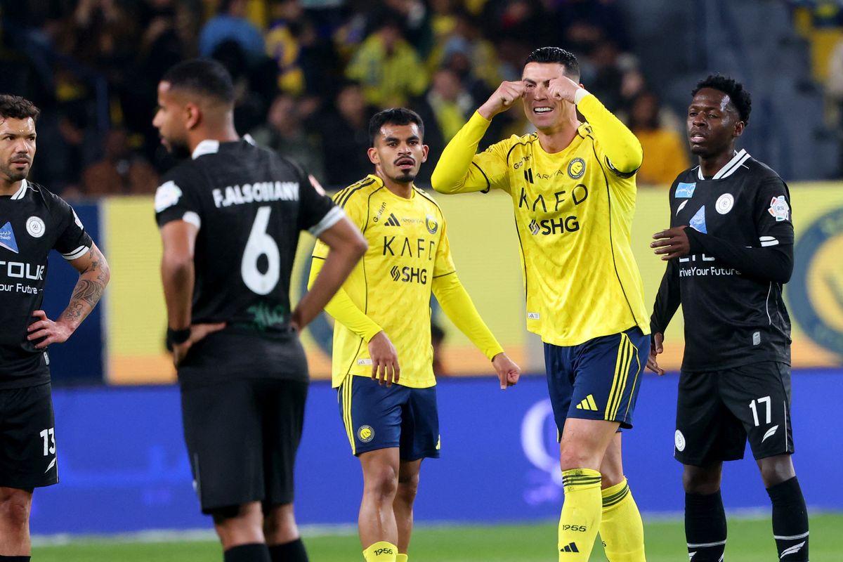 Cristiano Ronaldo: Future Options Amid Al-Nassr Discontent