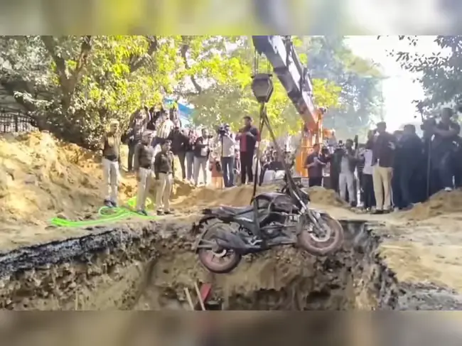 Delhi Chief Minister Gupta Introduces 8-Point Safety Framework