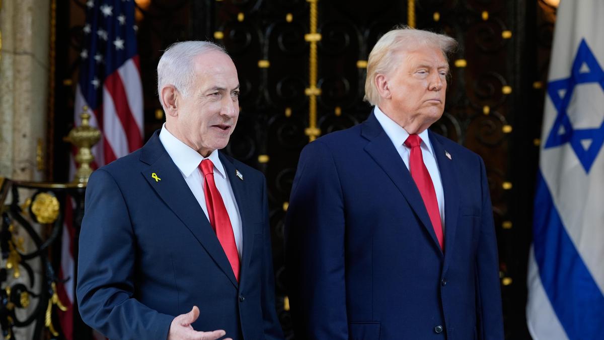 Trump Presses Netanyahu on Continued Iran Negotiations in Washington