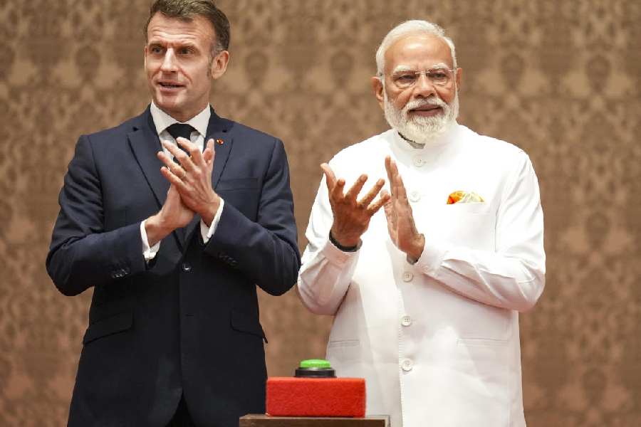 Modi and Macron Finalise Defence and Technology Agreements