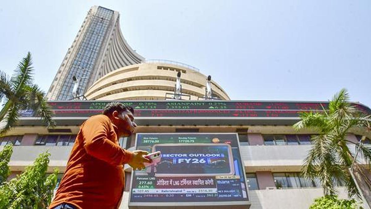 Indian Stock Markets Decline Amid Geopolitical Tensions and Uncertainties