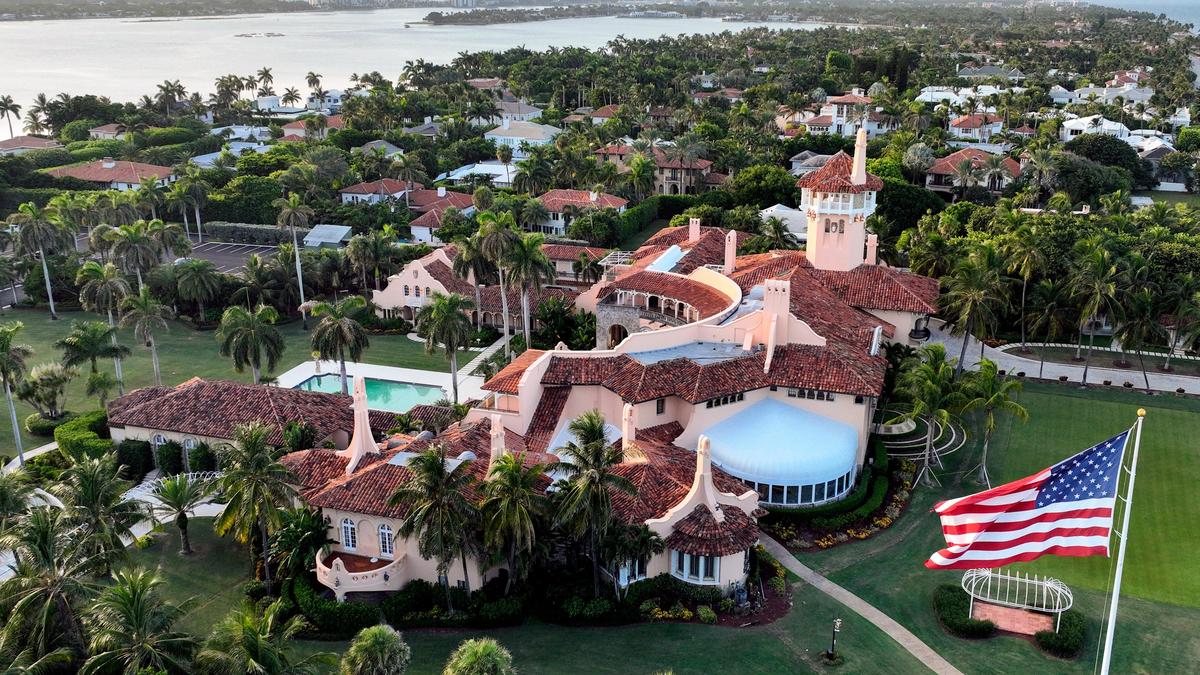 Armed Intruder Shot Dead at Trump's Mar-a-Lago Resort