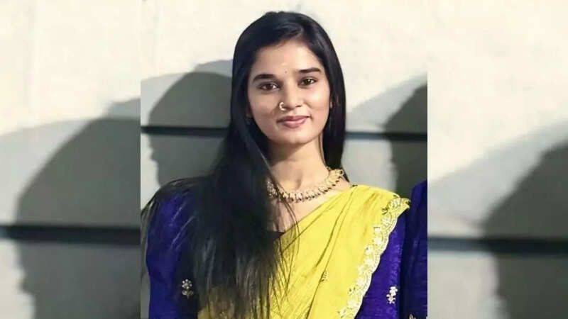 Hyderabad Ex-YouTuber Commits Suicide After Emotional Message