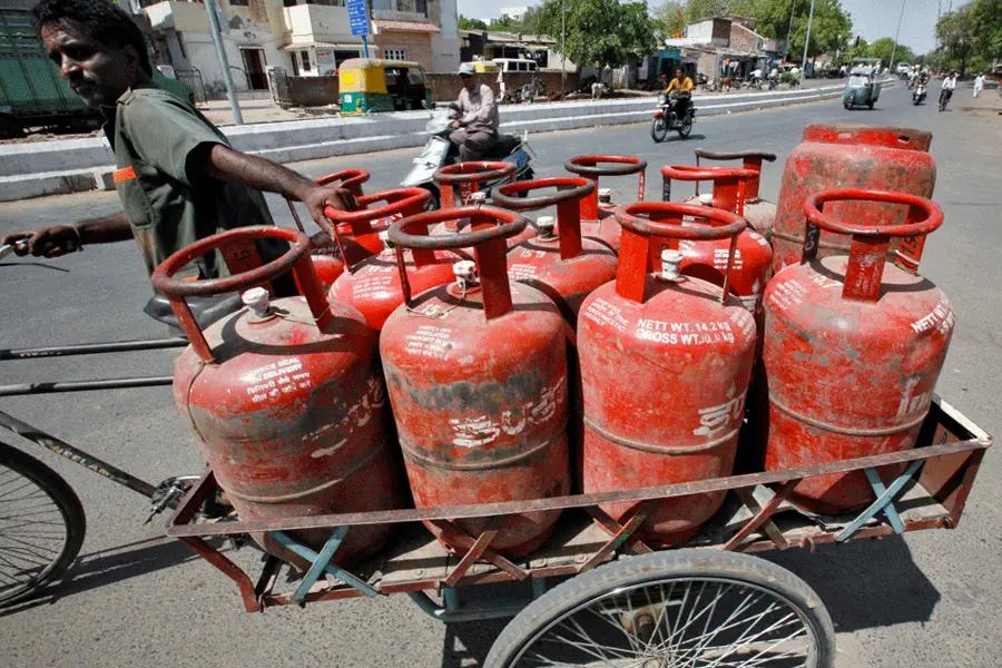 India Orders Refiners to Boost LPG Output Amid Iran War Fears