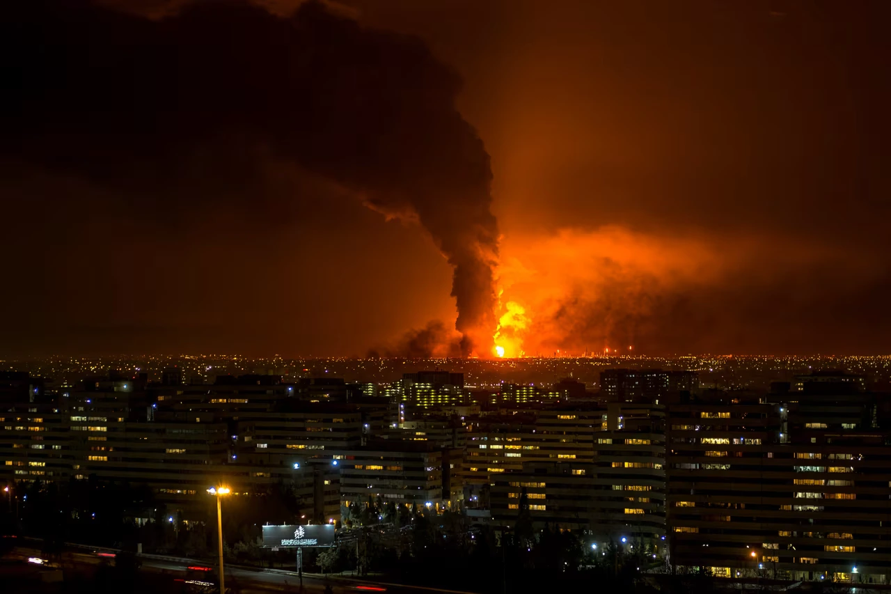 Iran Hardliners Rally Behind Mojtaba Khamenei as War Rattles Markets