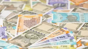 Indian Rupee Hits Record Low of 94.56 Against US Dollar