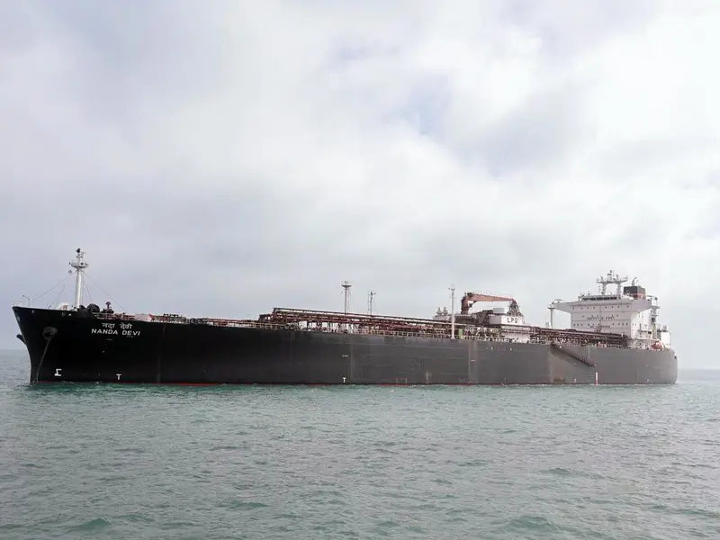 Indian LPG Carriers Transit the Strait of Hormuz Amid Tensions