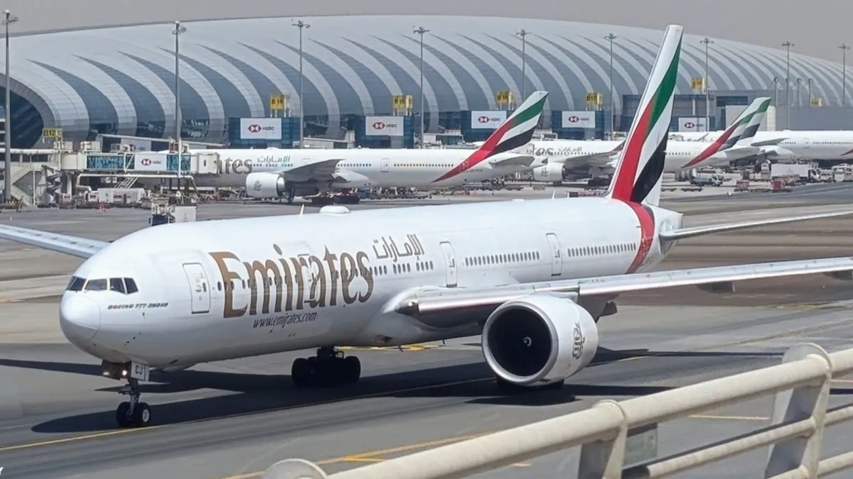 Emirates and Flydubai Sustain Flight Operations Amid Regional Challenges