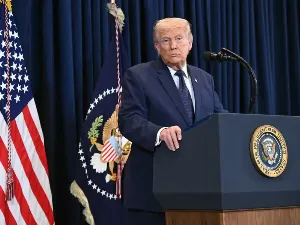 Trump Issues Ultimatum to Iran Over Strait of Hormuz Access