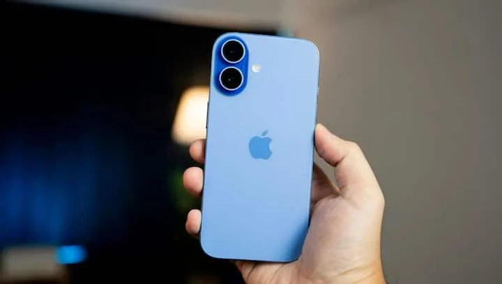 Croma Offers iPhone 17 at Discounted Price of ₹44,768