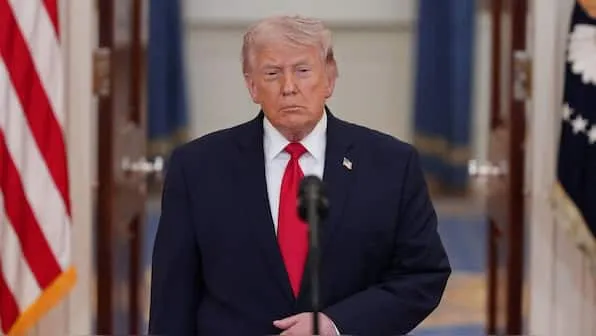 US Retail Sales Surge May Hinder Gold Price Increases