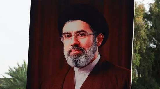 Mojtaba Khamenei's Health Deteriorates Amid US-Iran Tensions