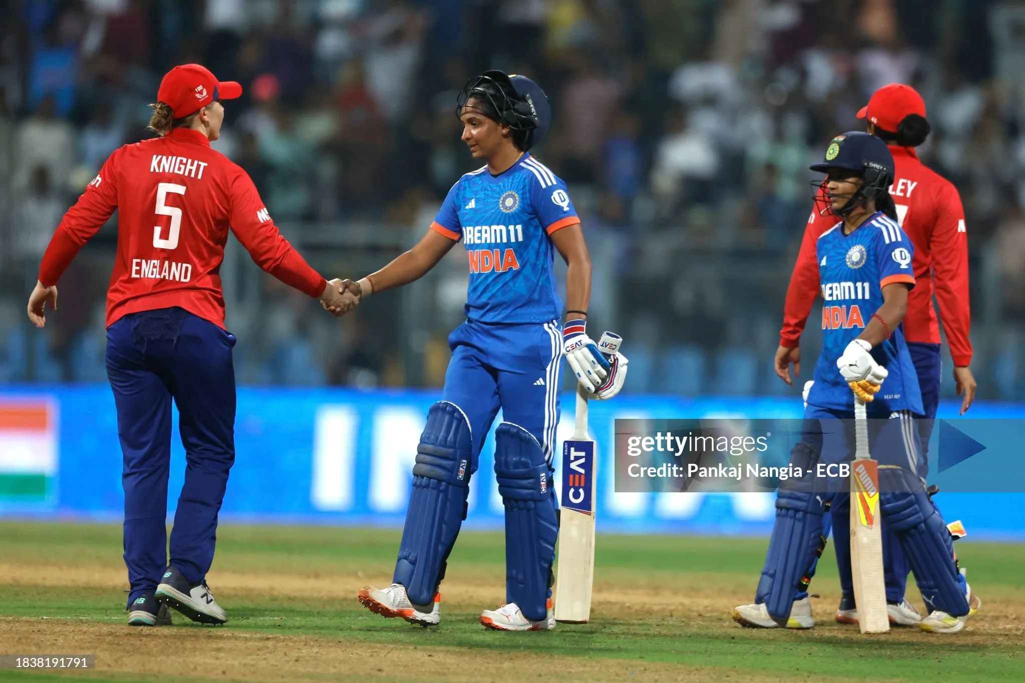 Nat Sciver-Brunt Aims for Glory in Women's T20 World Cup 2026