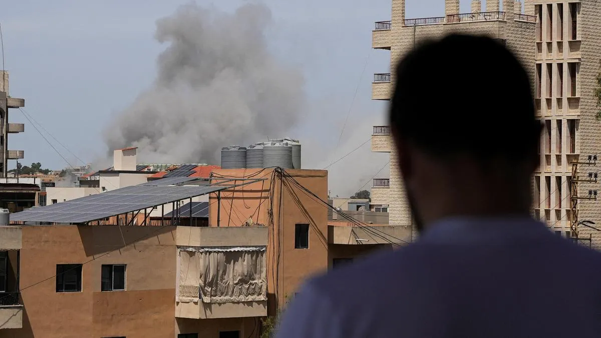 Israeli Air Strikes in Southern Lebanon Result in Significant Casualties