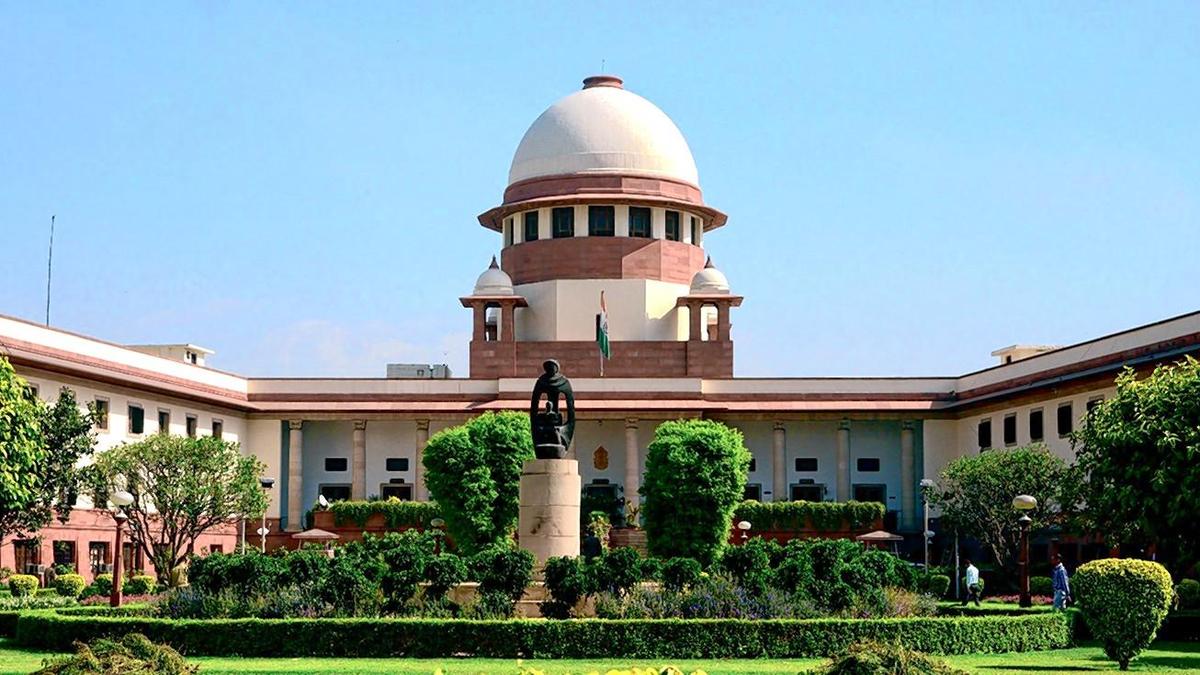 Supreme Court Requests Government's Response on AAP's Social Media Suspension