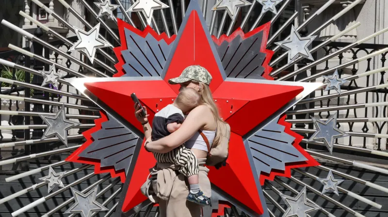 Russia and Ukraine Exchange Accusations Over Ceasefire Violations