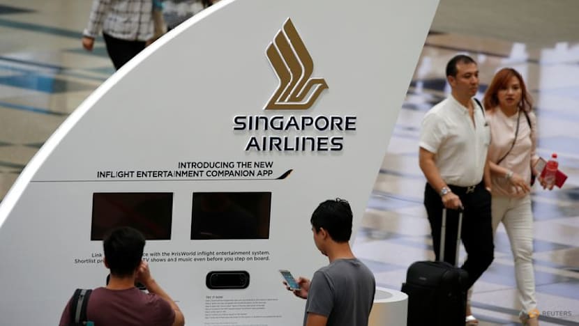 Singapore Airlines Faces Profit Decline Amid Rising Fuel Costs
