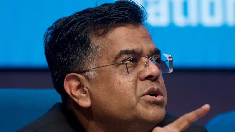 India's First Performance Review Ranks Ministries on Grievance Handling