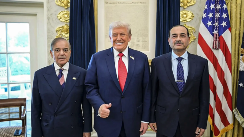 Trump Questions Leadership in Pakistan, Names Asim Munir
