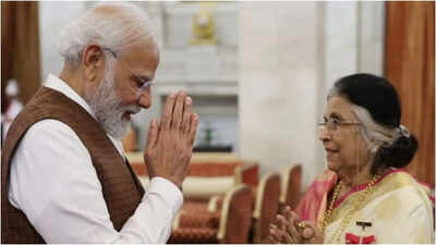 Suman Kalyanpur: PM Modi Pays Tribute to Renowned Singer