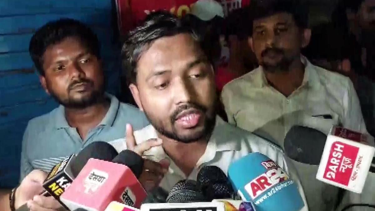 Patna Court Delays Arrest of YouTube Educator Khan Sir Over Firing Incident