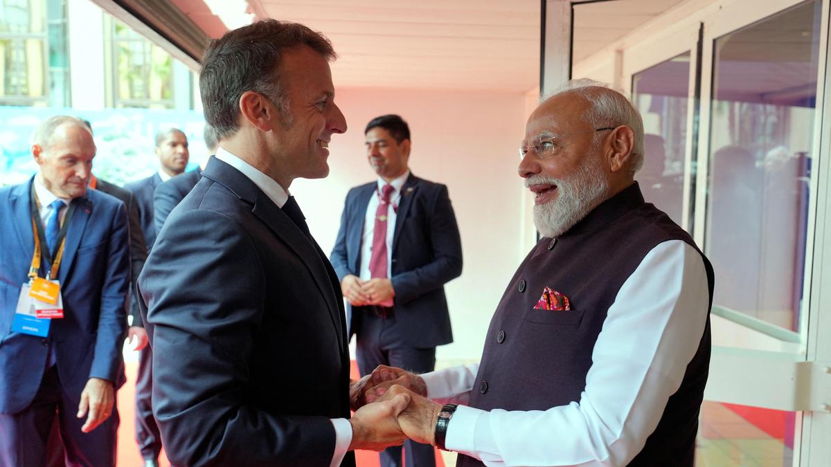 Modi and Macron Discuss AI and Trade in Bilateral Talks in France