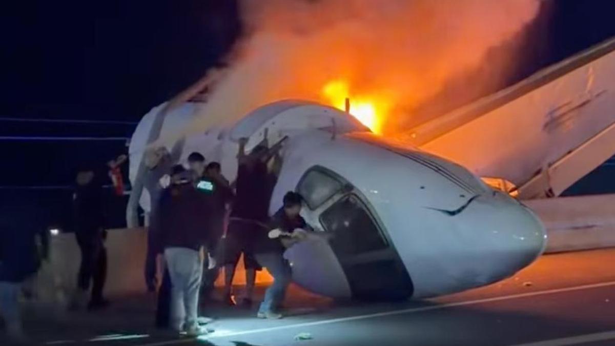 Fatal Plane Crash on Texas Highway Results in One Casualty