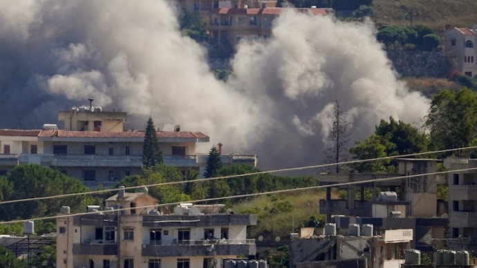 Israeli Airstrikes in Southern Lebanon Result in Multiple Casualties