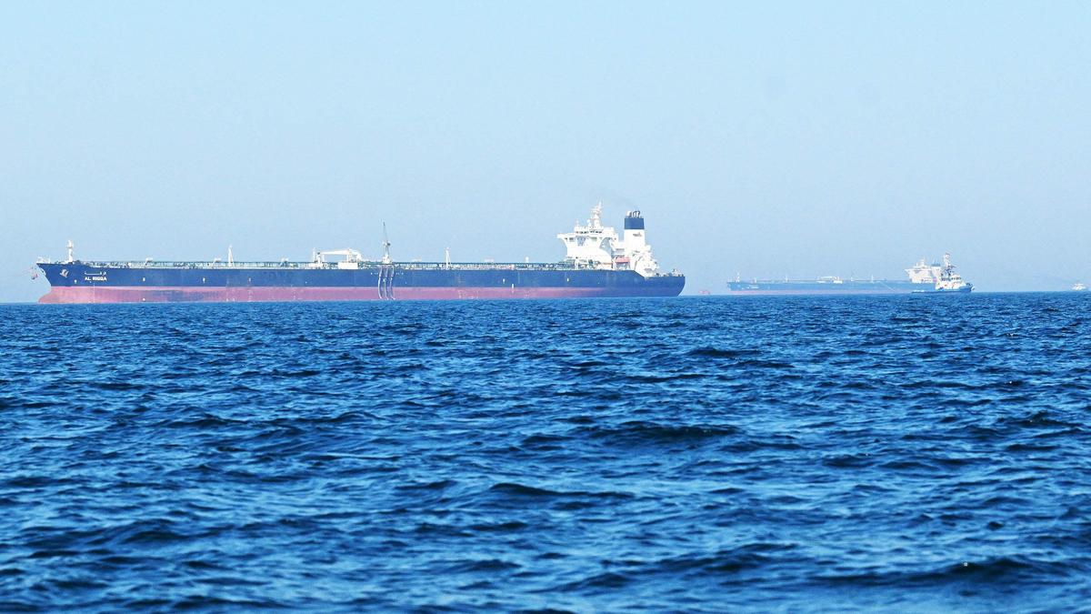 Rising Tensions: US-Iran Strikes Undermine Peace Efforts in Gulf