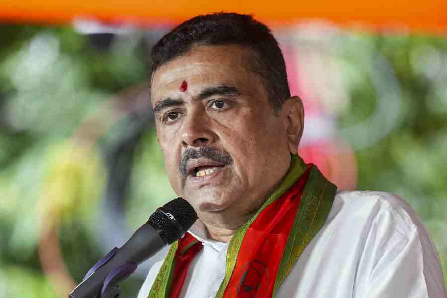 Protests Mark Visit by Rebel TMC MP Saayoni Ghosh in Kolkata