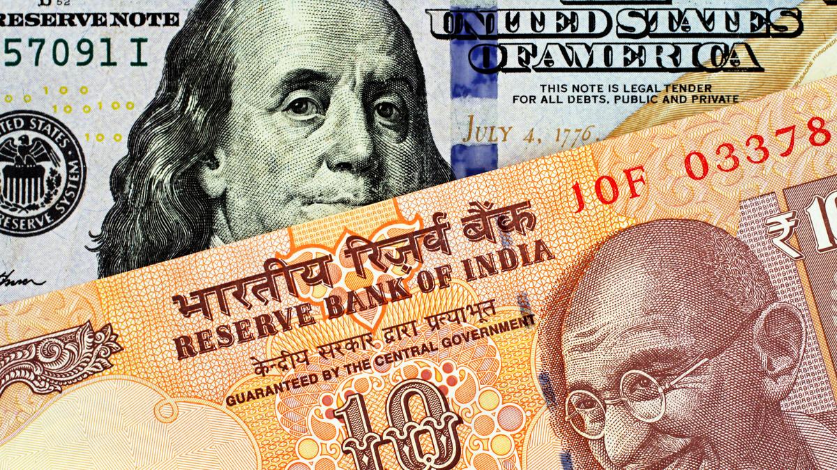 Indian Bonds Experience Significant Decline Amid Oil Price Surge