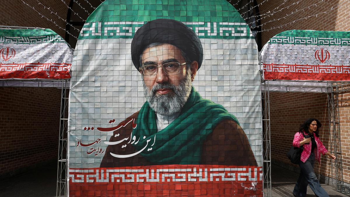 Iran Responds Strongly to US Military Actions in the Region